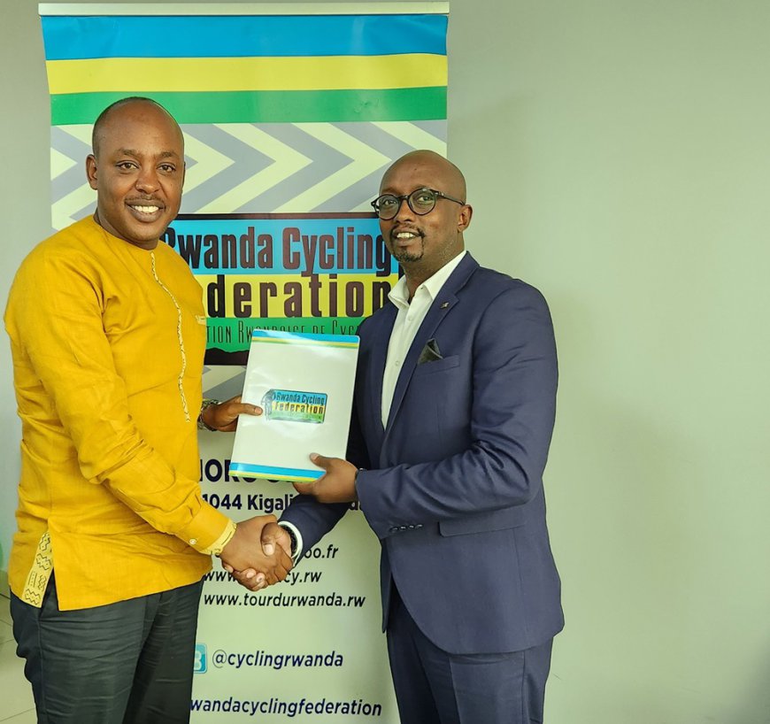 Murenzi Abdallah yahererekanyije ububasha n’uwamusimbuye muri Ferwacy