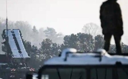 Uburusiya bwohereje ibisasu bya kirimbuzi n'indege 23 zidafite abapiroti muri Ukraine