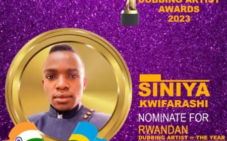 Siniya Kwifarashi niwe wambere utoranyijwe kurwego mpuzamahanga nk’umusobanuzi wa filime uhiga abandi mu Rwanda mubihembo bitangirwa mugihugu cy’Ubuhinde