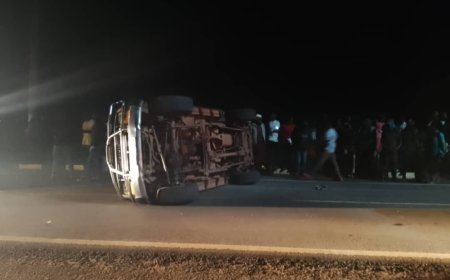 Rwamagana: Habereye impanuka ya Scania yo mu bwoko bwa Howo na Land cruiser