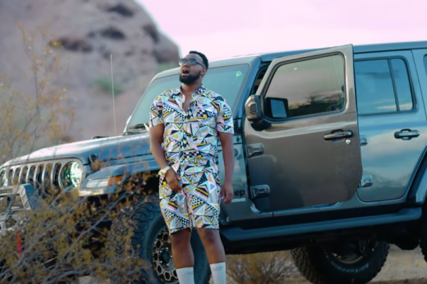 KITOKO YASOHOYE AMASHUSHO Y'INDIRIMBO MU GIHE YARAMAZE IGIHE ATAGARAGARA MU MUZIKI.