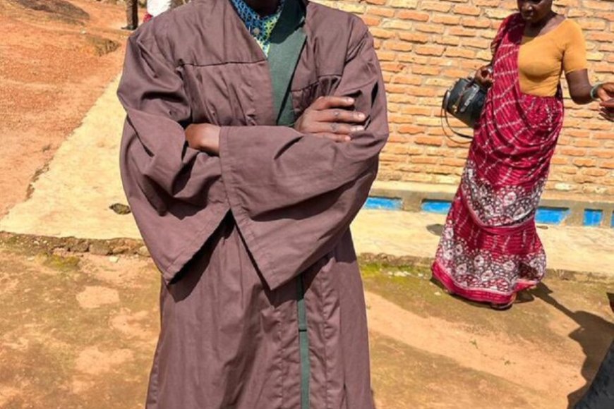 Ibyo wamenya bidasanzwe kuri Master Fire umugabo ufatwa nku muntu wa mbere wize Kaminuza igihe kirekire kingana n'imyaka 18