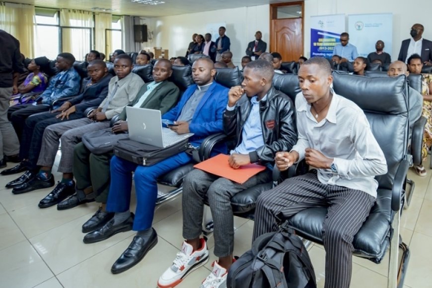 Abahungu bahatambukanye umucyo kurusha bashiki babo mu bizamini bisoza amashuri yisumbuye 2022/2023