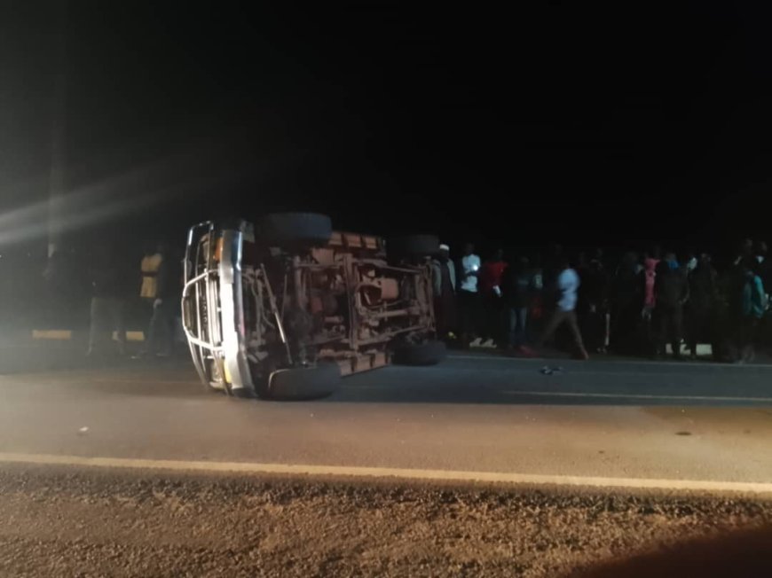 Rwamagana: Habereye impanuka ya Scania yo mu bwoko bwa Howo na Land cruiser