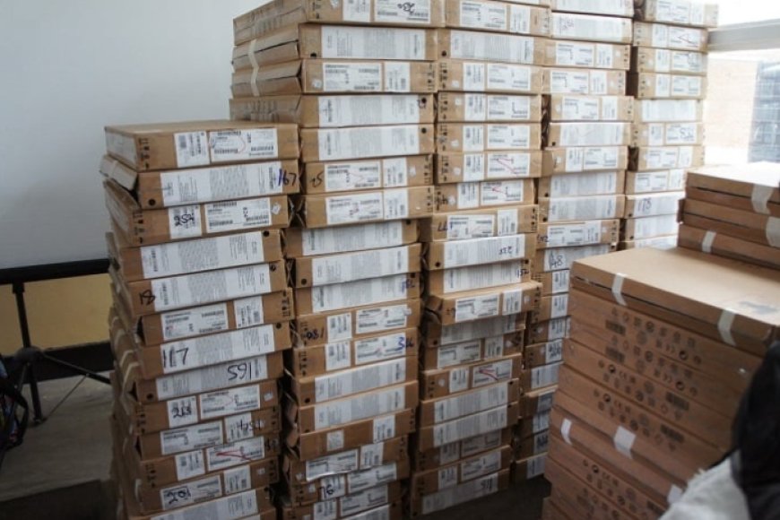 Dore  impamvu nyakuri abanyeshuri ba Kaminuza y’u Rwanda  batinze guhabwa mudasobwa bamaze amezi asaga arindwi bategereje