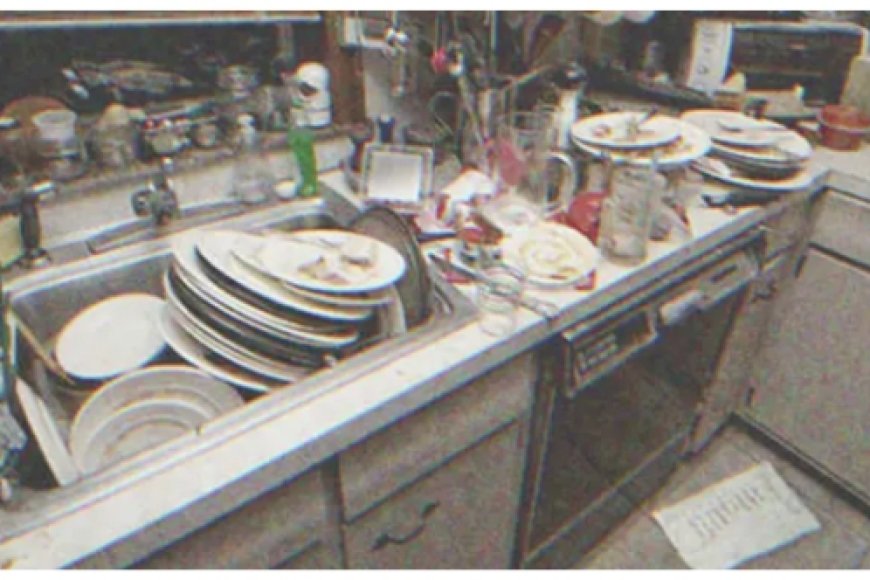 Inkuru yasigiye isomo abagore! Umugabo yatamaje umugore we nyuma yo gusanga inzu ye yuzuyemo umwanda mwinshi kandi yasize umugore we murugo