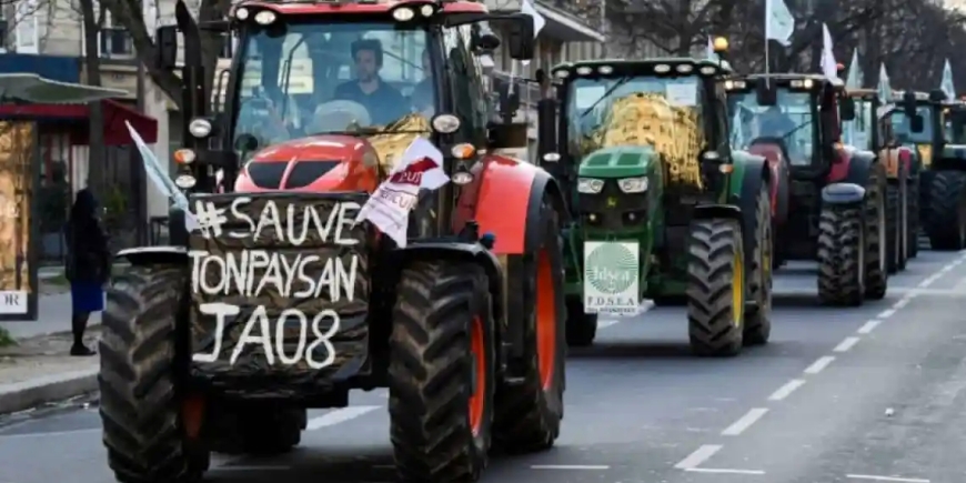Mu Bufaransa abahinzi bakoze imyigaragambyo idasanzwe bavuga n’ikizatuma bayihagarika