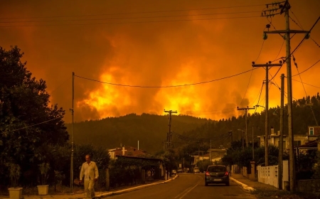 Hapfuye benshi cyane bitewe n'Inkongi Y’umuriro Ukabije Wibasiye Igihugu Cya Chili.[REBA AMAFOTO UKO BYIFASHE]