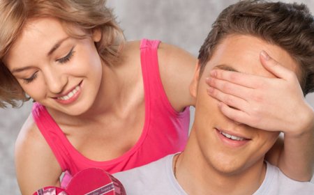 Dore ibyo umukobwa mukundana yagukorera ugahita umenya ko agukunda urukundo rw’ukuri