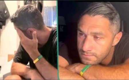 Urukundo ruzatuma twiyahura ndakurahiye! Umuzungu ari kurira ayo kwarika nyuma yo kubengwa n'abakobwa benshi