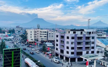 Ibintu bikomeje gufata indi ntera muri DRC, Umutekano i Goma wakajijwe kugeza aho abasengeraga ku misozi bafatiwe ingamba zikaze, uyu mugi wamaze gutandukanywa n'utundi duce