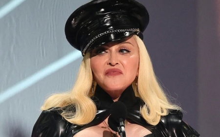 Madonna Imbere y’ibihumbi by’abantu yari ataramiye  yari ahasize ubuzima