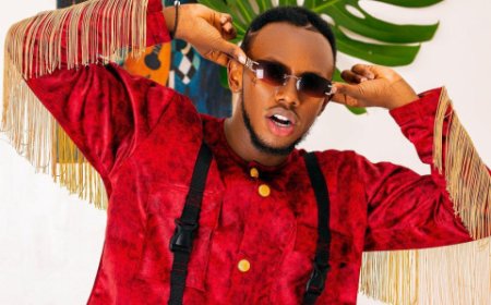 Umuhanzi Chris Eazy yakoze amakosa akomeye cyane bituma abanyamakuru bahagarika gukina indirimbo ze