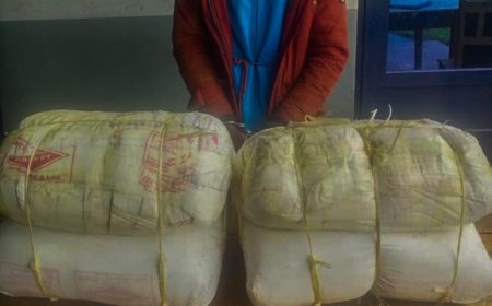 Burera: Umugabo yafashwe atwaye amasashe arenga ibihumbi 80 kuri moto