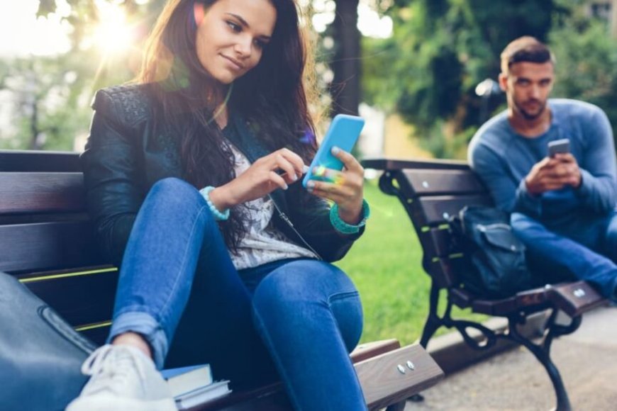 Musore, Dore Ibimenyetso bizakwereka ko umukobwa agukunda ariko agatinya kubikubwira