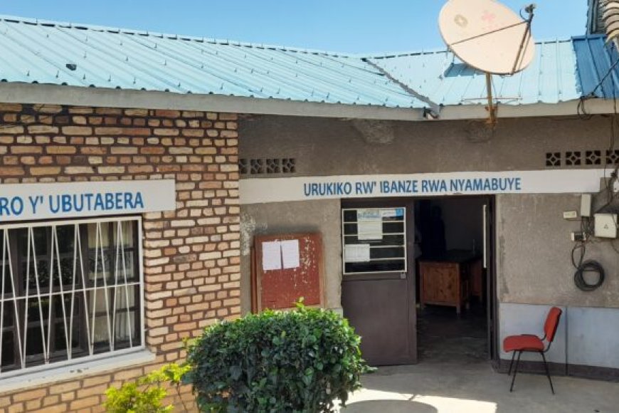 Kabera yabwiye Urukiko ko amafaranga yahaye Umugenzacyaha yari ayo kwica isari ko Atari RUSWA.