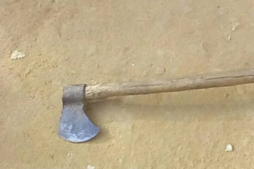 Inkuru Ibabaje: Umugabo Yishe umugore we amukubise ishoka mu mutwe bapfa urukwi!