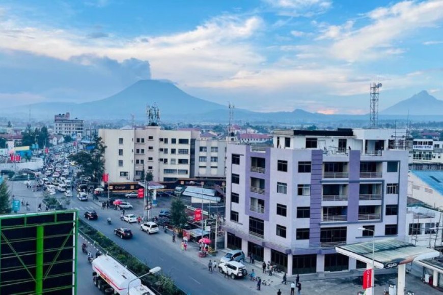 Ibintu bikomeje gufata indi ntera muri DRC, Umutekano i Goma wakajijwe kugeza aho abasengeraga ku misozi bafatiwe ingamba zikaze, uyu mugi wamaze gutandukanywa n'utundi duce