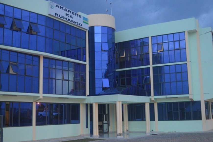 Ruhango: Umwana w'umwaka yaguye mu cyobo cy'amazi ahita apfa