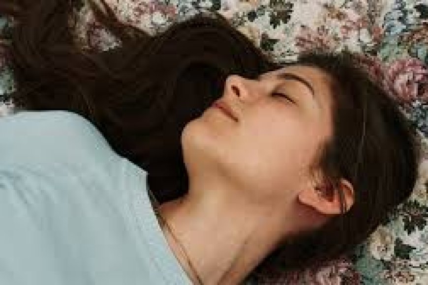 Menya ubusobanuro bwo kurota ufungura amaso bikanga