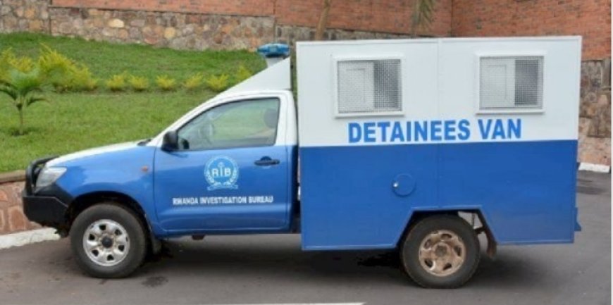 Urwego rw’Igihugu rw’Ubugenzacyaha (RIB), rwataye muri yombi Abayobozi babiri bazira ruswa