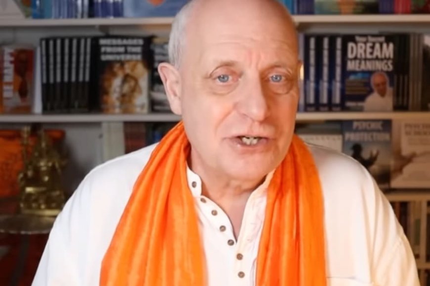 Ubuhanuzi buteye ubwoba!  Umugabo yahanuye ko muri 2024 Vladimir Putin agiye gupfa , Taylor swift azakundwa cyane,  Donald Trump azagira vice Perezida w'umwiraburakazi , ahanura ibya COVID-19