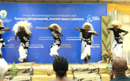 Abanyarwanda batuye mu mahanga bahangayikishijwe n'abihakana ikinyarwanda bakimakaza izindi ndimi(Amashusho)
