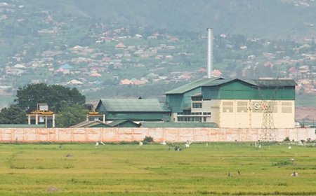 Kubera ikibazo gikomeye cyane uruganda rw’isukari rwa Kabuye rwasubitse imirimo