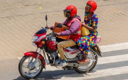 Abamotari bagaragaje impamvu idasanzwe yatumye bifuza kutazongera gutwara abagore kuri moto zabo mu masaha y’ijoro