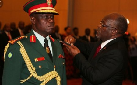 Tanzania: Ubuhanuzi bwaba busohoye General Mabeyo yahishuye ko Nyakwigendera Magufuri ya mubwiye ko atazigera akira mu buzima bwe habe na rimwe