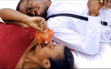 Kiliziya Gatolika: Byahinduye isura ! Itsinda risanzwe rikora indirimbo zihimbaza Imana ryashyize hanze akaririmbo k'urukundo