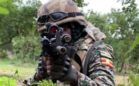 Uganda: Ingabo za Uganda ziteguye intambara