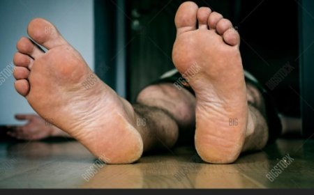 Biteye ubwoba: Umugore yasanzwe amaze iminsi 9 ararana n'umurambo w'umugabo we