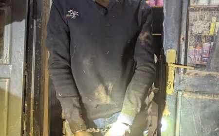 Nyarugenge/Nyamirambo: umujura yafatiwe mu cyuho arimo acukura inzu y’umucuruzi