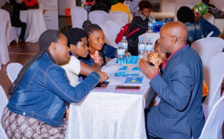 Imibereho myiza y'abaturage "Urubyiruko rwo mu nkambi zo mu Rwanda rwatangiye guhuzwa n’abatanga akazi"