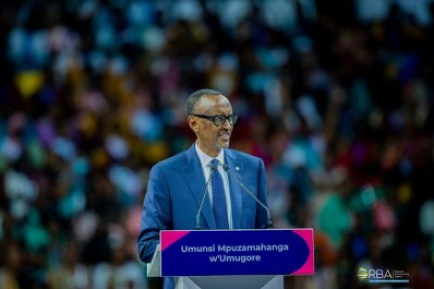 Perezida Kagame yaburiye abagabo bagikubita abagore avugako abagabo bagakwiriye kujya guhangana na bagenzi babo