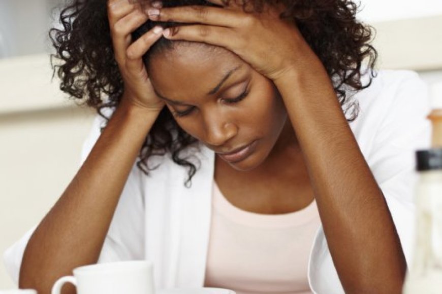 Nkore iki: Yarantoraguye arandera nkura mufata nka papa none ashaka ko mubera umugore, nkore iki?