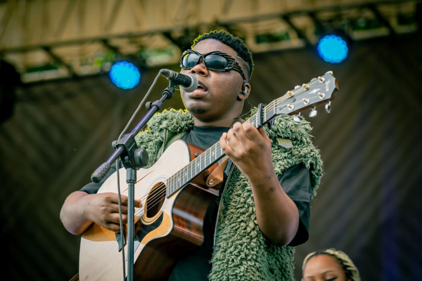 Niyo Bosco  yasezeye umuziki usanzwe, yinjira mu wo kuramya no guhimbaza Imana