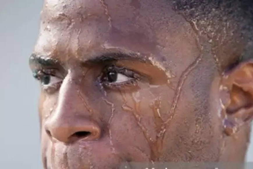 Ese wari uzi ko kubira ibyuya byinshi ari indwara? Sobanukirwa