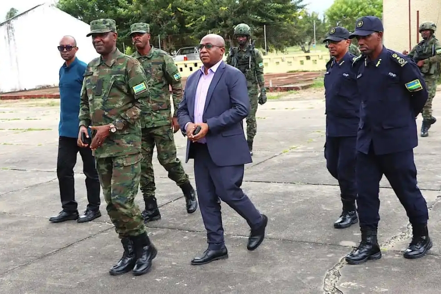 Gen. Alex Kagame yagaragarije Ambasaderi w’u Rwanda muri Mozambique ishusho y’ibikorwa bya RDF i CaboDelgado