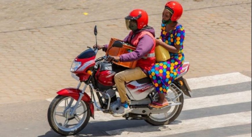 Abamotari bagaragaje impamvu idasanzwe yatumye bifuza kutazongera gutwara abagore kuri moto zabo mu masaha y’ijoro