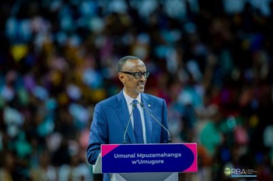 Perezida Kagame yaburiye abagabo bagikubita abagore avugako abagabo bagakwiriye kujya guhangana na bagenzi babo
