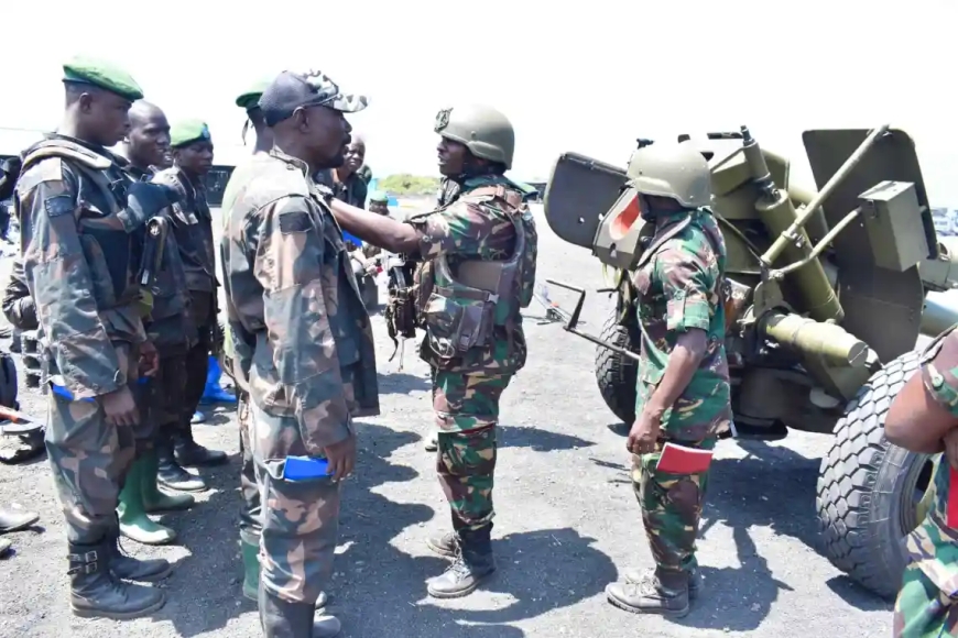 Ingabo za SADC  zagiye mu butumwa bw'amahoro muri RDC zikomeje guha imyitozo abasirikare ba FARDC  Kuburyo M23 Itazongera Gukoraho