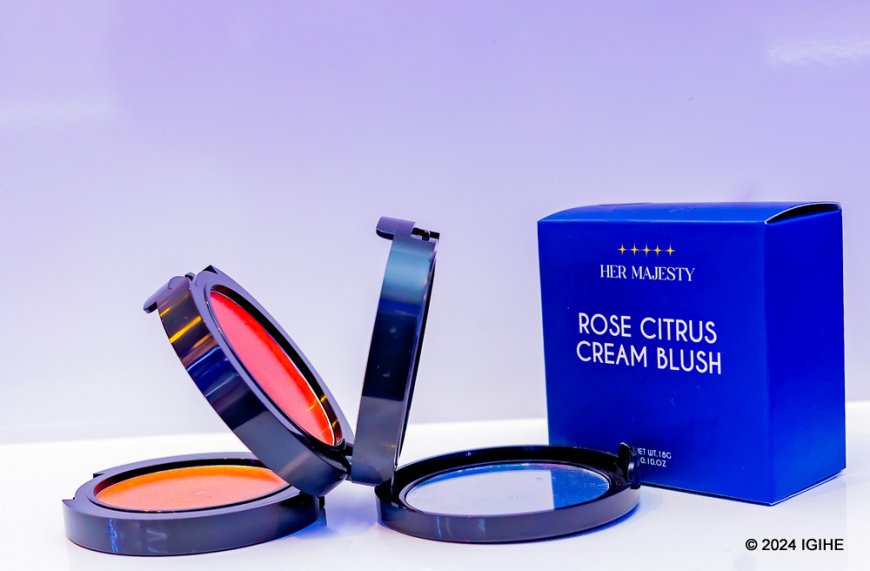 "Byinshi ku mavugura ya Her Majesty, ‘maquillage’ za mbere zikomoka mu Rwanda" Imigabane ya Miss Vanessa yaraguzwe (Amafoto)