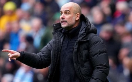 Umutoza wa Manchester City yavuze ikipe abona ifite amahirwe menshi yo kwegukana Premier League