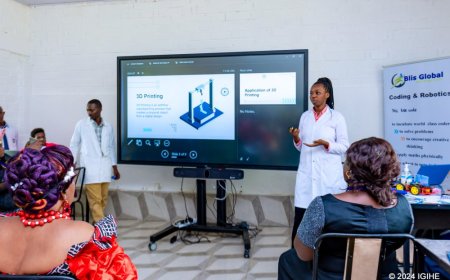 Ikoranabuhanga mu Rwanda: Abiga ‘Coding’ na ‘Robotics’ bashobora gutangira gusangiza ubumenyi abo muri Cameroun (Amafoto)