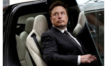 Ikoranabuhanga: Elon Musk yanyomoje amakuru y’uko yahagaritse umushinga wo gukora imodoka zihendutse