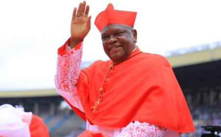 RDC: Arikiyepiskopi wa Kinshasa Cardinal Ambongo  yakorewe ibyashenguye imitima y’Abakirisitu Gatolika ubwo yari ku kibuga cy'indege