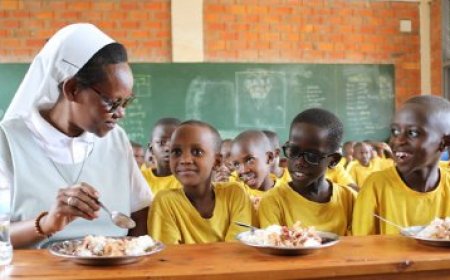 Guverinoma y’u Rwanda yongereye akayabo ku ingengo y’imari itanga nka nkunganire muri gahunda yo kugaburira abana ku ishuri