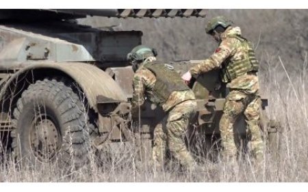 Ukraine Vs Russia War: Ukraine idafite intwaro ikomeje kujya mu mazi abira